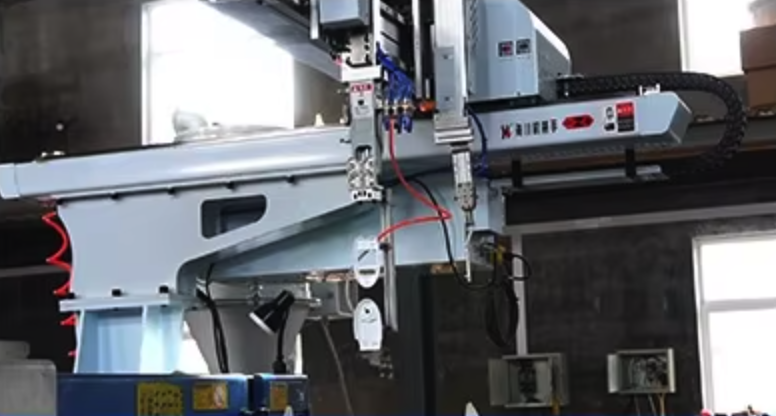 Plastic Injection Workshop